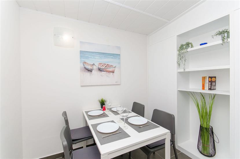 Apartment A2, for 4 persons