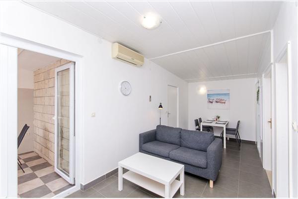 Apartment A2, for 4 persons