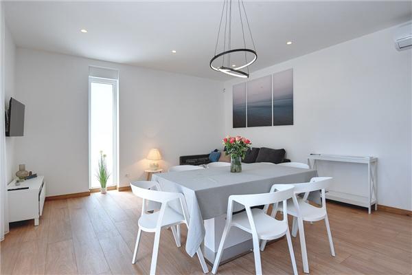 Apartment A1, for 6 persons