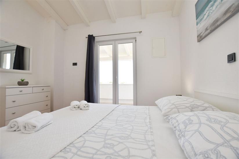 Apartment A2, for 5 persons