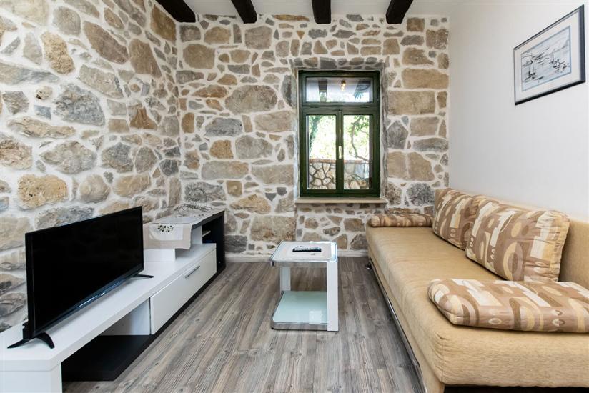 Apartment A2, for 5 persons