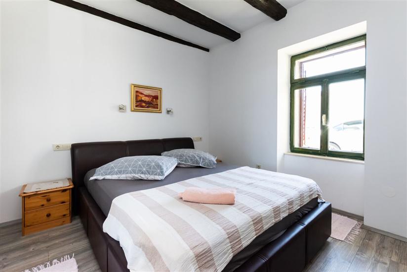 Apartment A2, for 5 persons