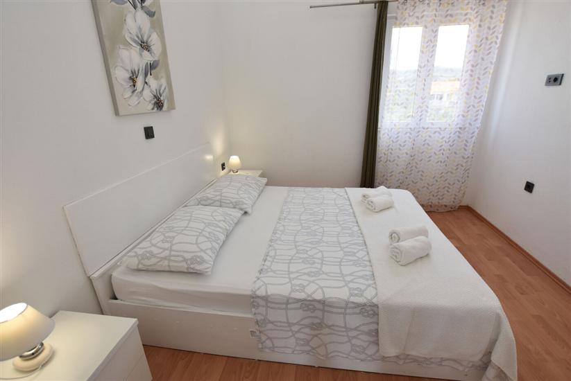 Apartment A2, for 5 persons