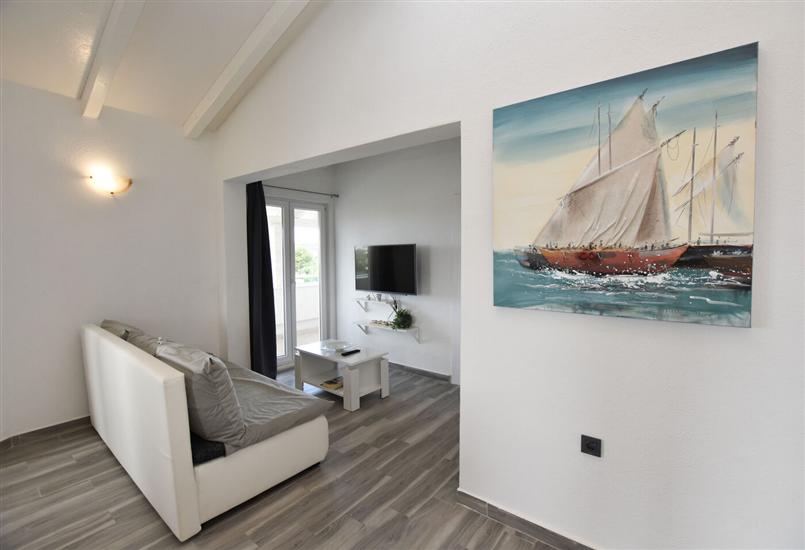 Apartment A2, for 5 persons