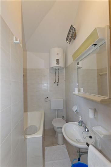 Apartment A1, for 5 persons