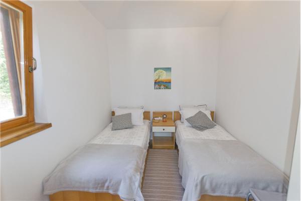 Apartment A1, for 5 persons