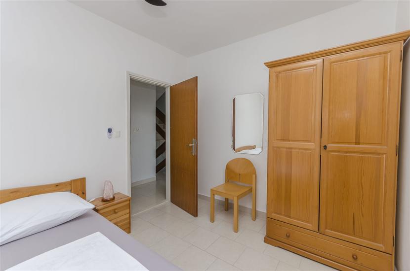 Apartment A1, for 8 persons