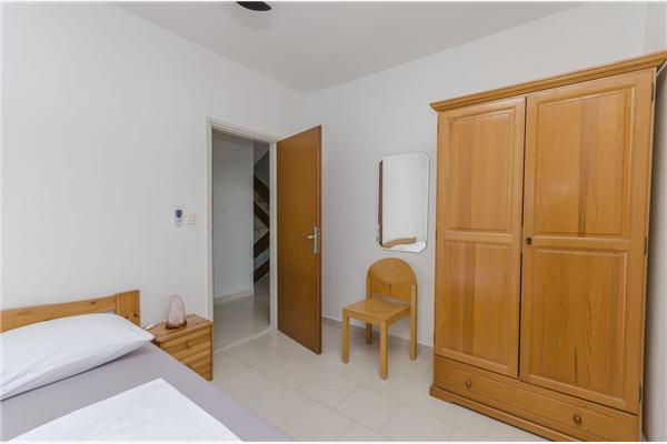 Apartment A1, for 8 persons