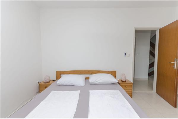 Apartment A1, for 8 persons