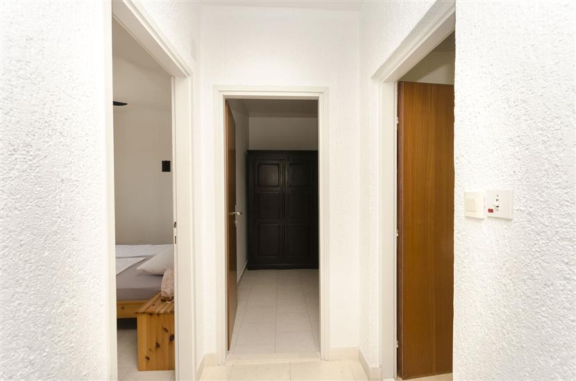 Apartment A1, for 8 persons