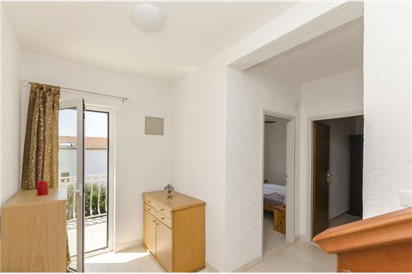 Apartment A1, for 8 persons