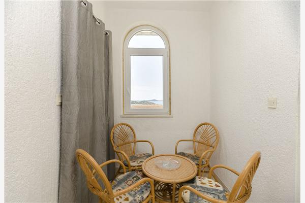 Apartment A1, for 8 persons