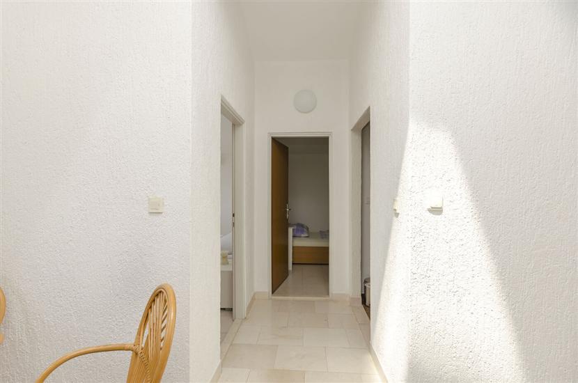 Apartment A1, for 8 persons
