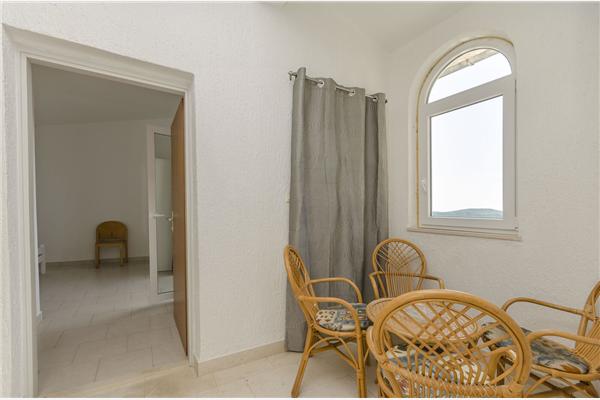 Apartment A1, for 8 persons