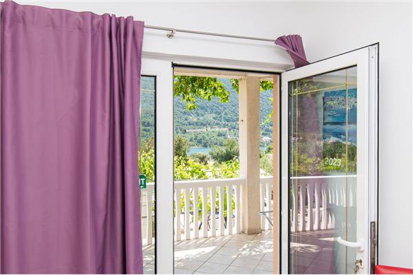 Apartment A1, for 5 persons