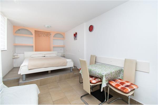 Apartment A2, for 2 persons