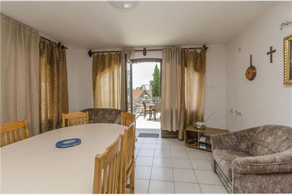 Apartment A1, for 8 persons