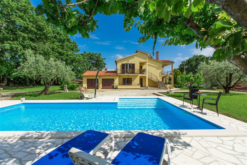 Apartment Residence Adelia 1