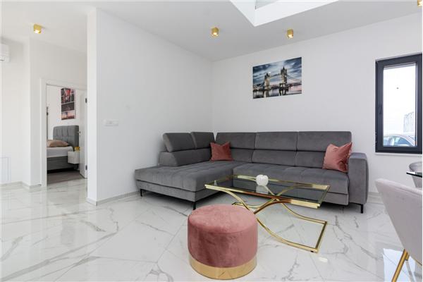 Apartment A1, for 8 persons