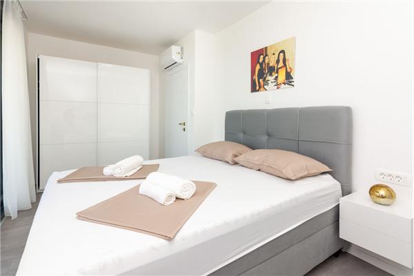 Apartment A1, for 8 persons