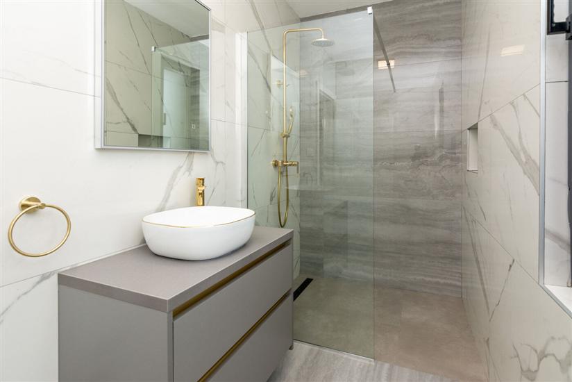 Apartment A1, for 8 persons