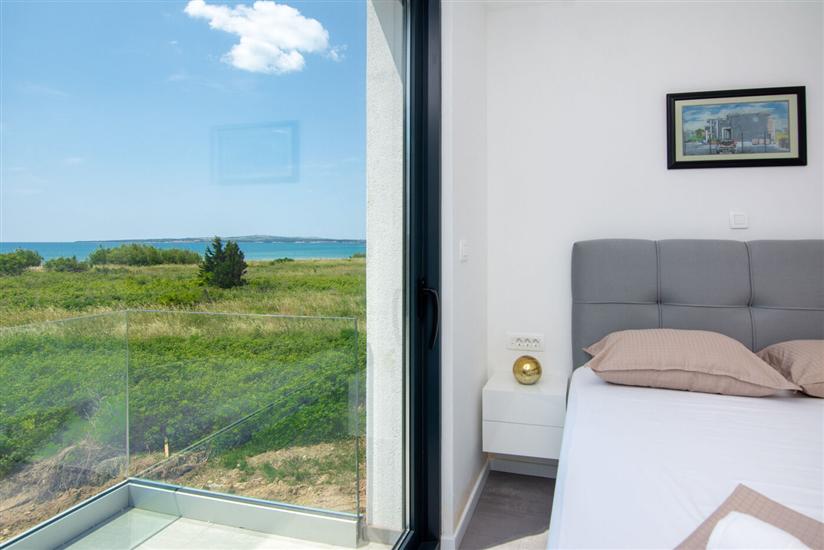 Apartment A1, for 8 persons