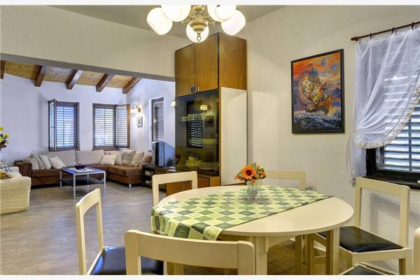 House K1, for 9 persons