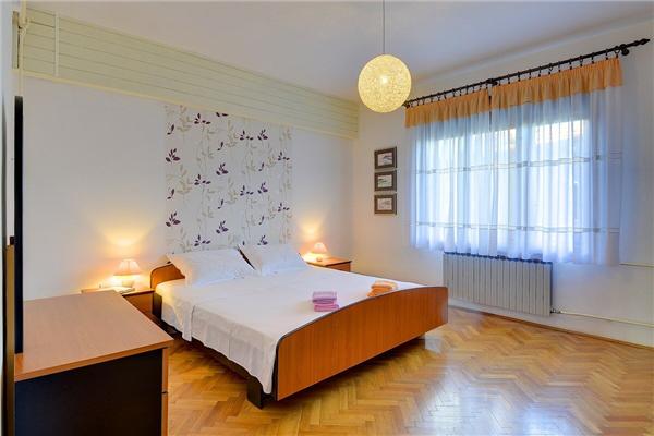 Lägenhet A1, för 5 personer