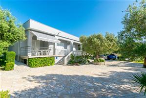 Apartman - Kampor - otok Rab