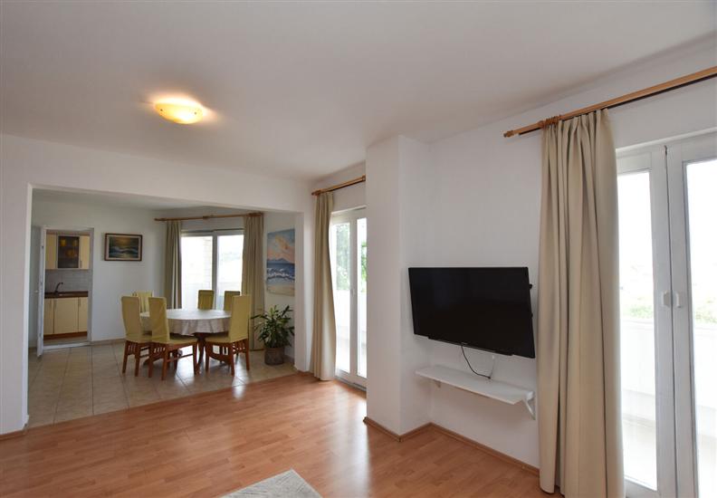 Apartment A3, for 5 persons