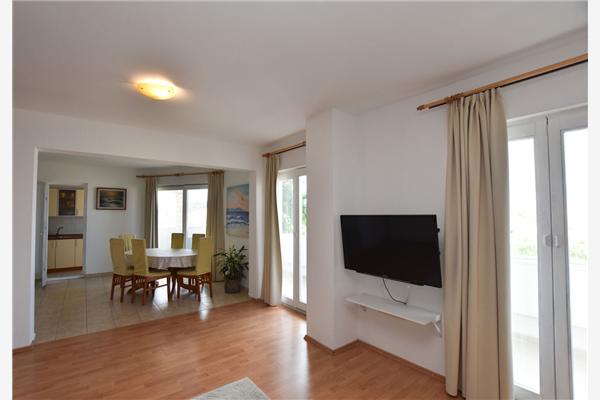 Apartment A3, for 5 persons