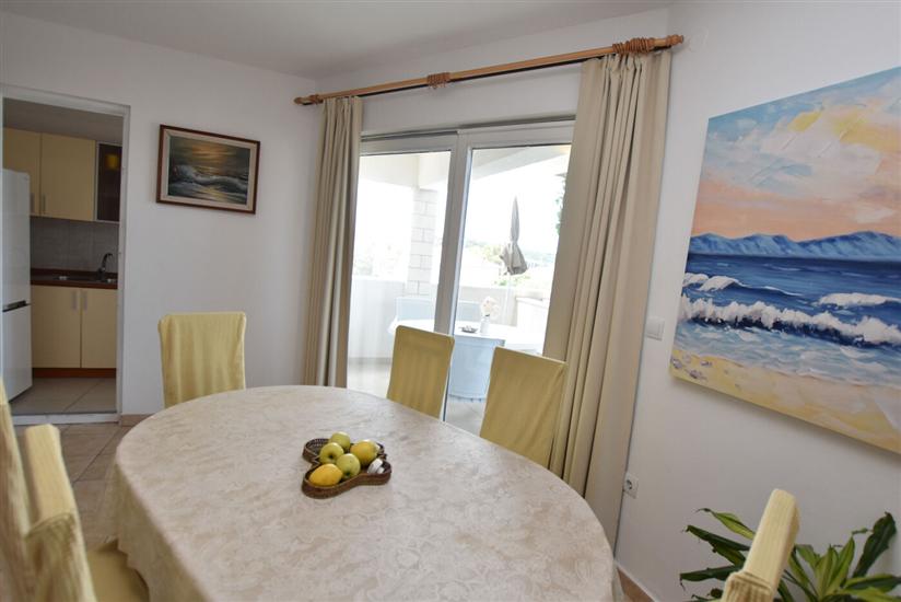 Apartment A3, for 5 persons