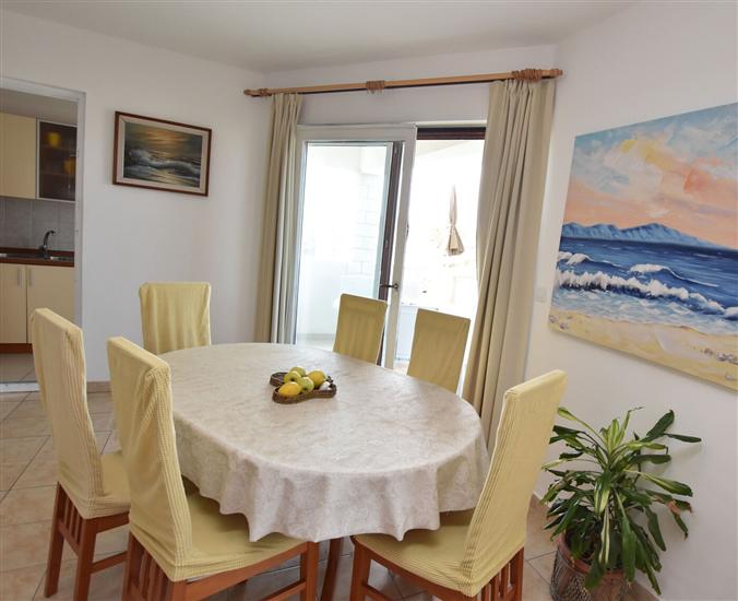 Apartment A3, for 5 persons