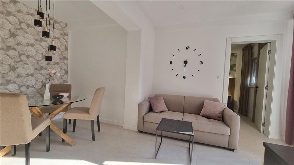 Apartment A10, for 2 persons