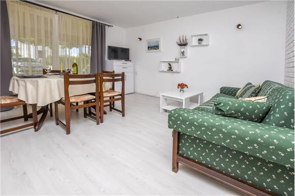 Apartment A1, for 5 persons