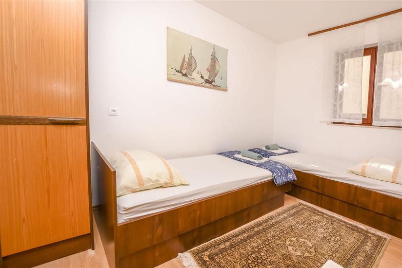 Apartment A2, for 4 persons