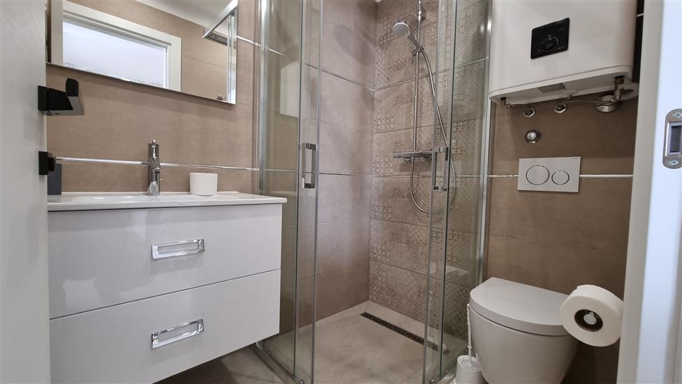 Room A5, for 2 persons