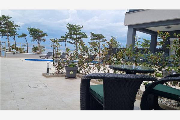 Room A6, for 2 persons