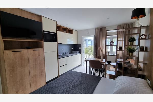 Room A6, for 2 persons