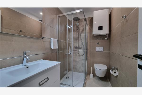 Room A6, for 2 persons