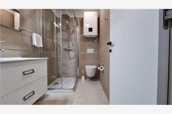 Room A6, for 2 persons