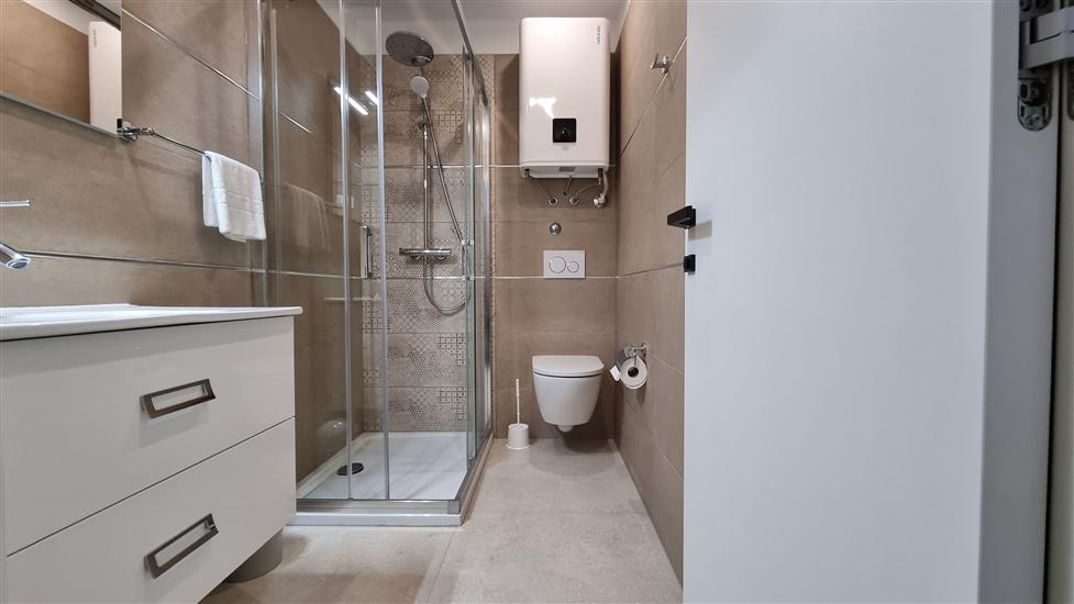 Room A6, for 2 persons