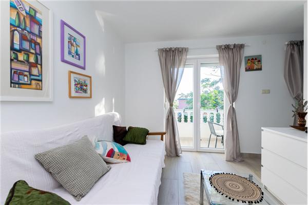 Apartment A1, for 5 persons