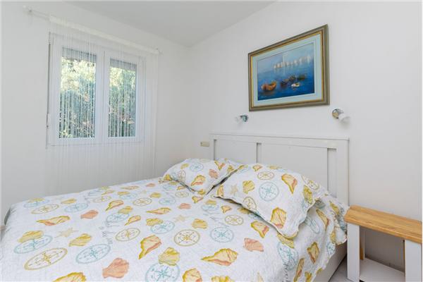 Apartment A1, for 5 persons