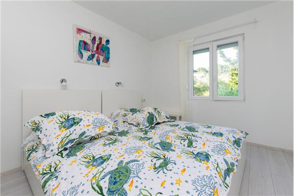 Apartment A1, for 5 persons