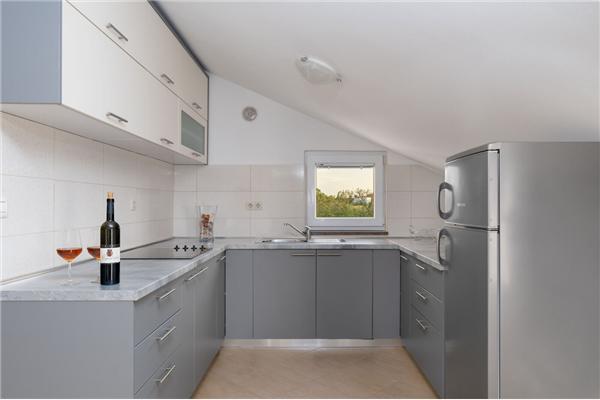 House K1, for 12 persons