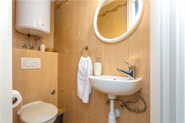 House K1, for 8 persons