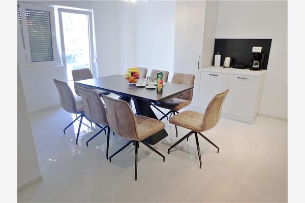 Apartman A1, za 8 osoba/e