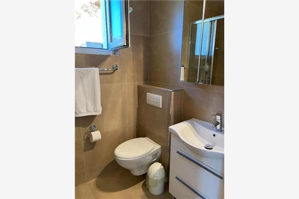 Apartment A2, for 6 persons