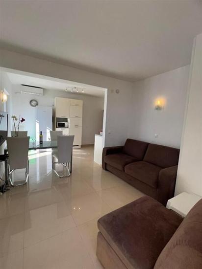 Apartment A2, for 6 persons